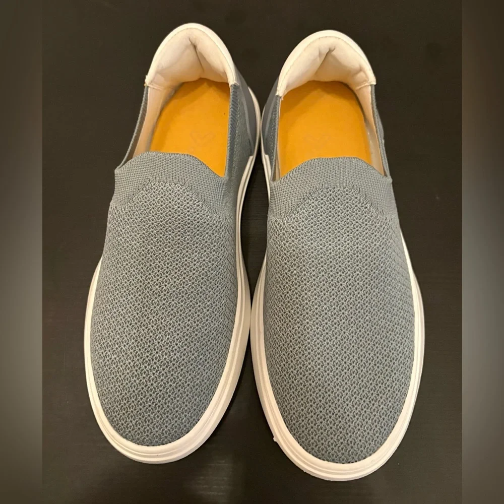 BOLI Knit CASCA Blue and White Slip On Canvas Shoes Memory Foam Sole W 8 M 6